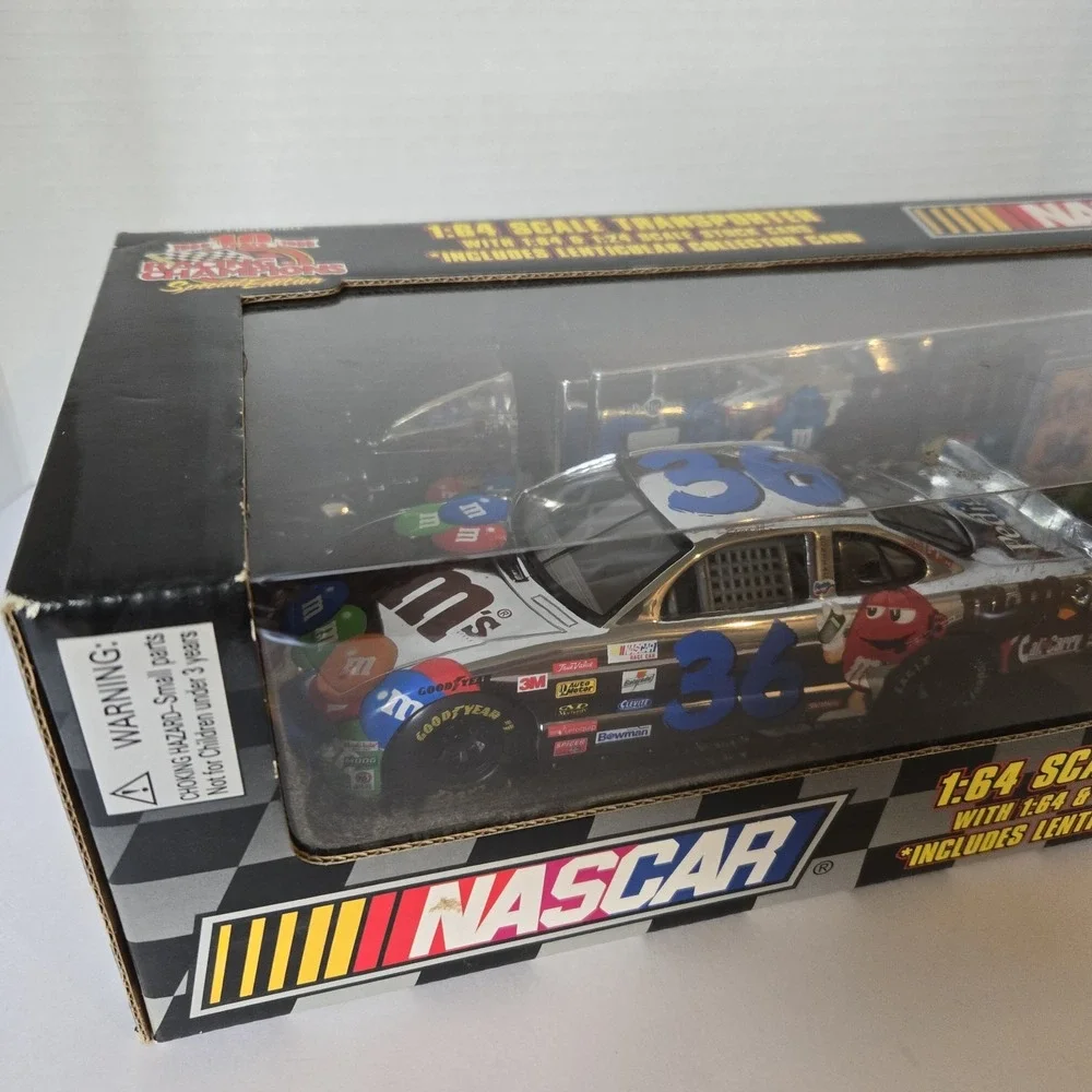 1999- M&Ms NASCAR-RACING CHAMPIONS- ERNIE IRVAN #36/ TRANSPORTER 1:64/1:24‎ CAR